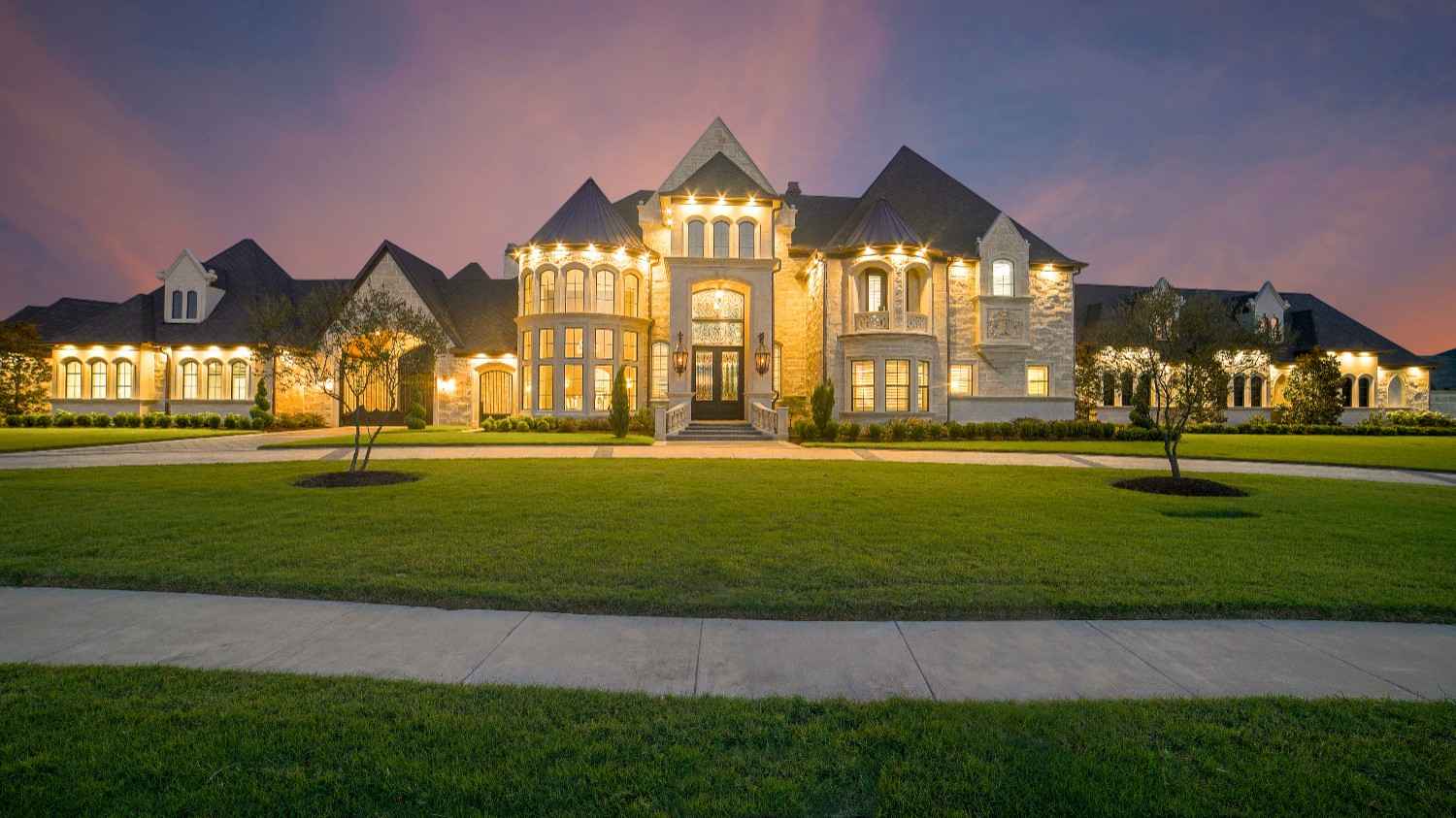 Larkfield Manor — Stone Estate in Dallas, TX